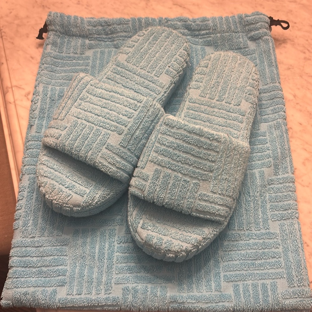 Bottega Veneta Slipper size 43 slippers and Terry bag